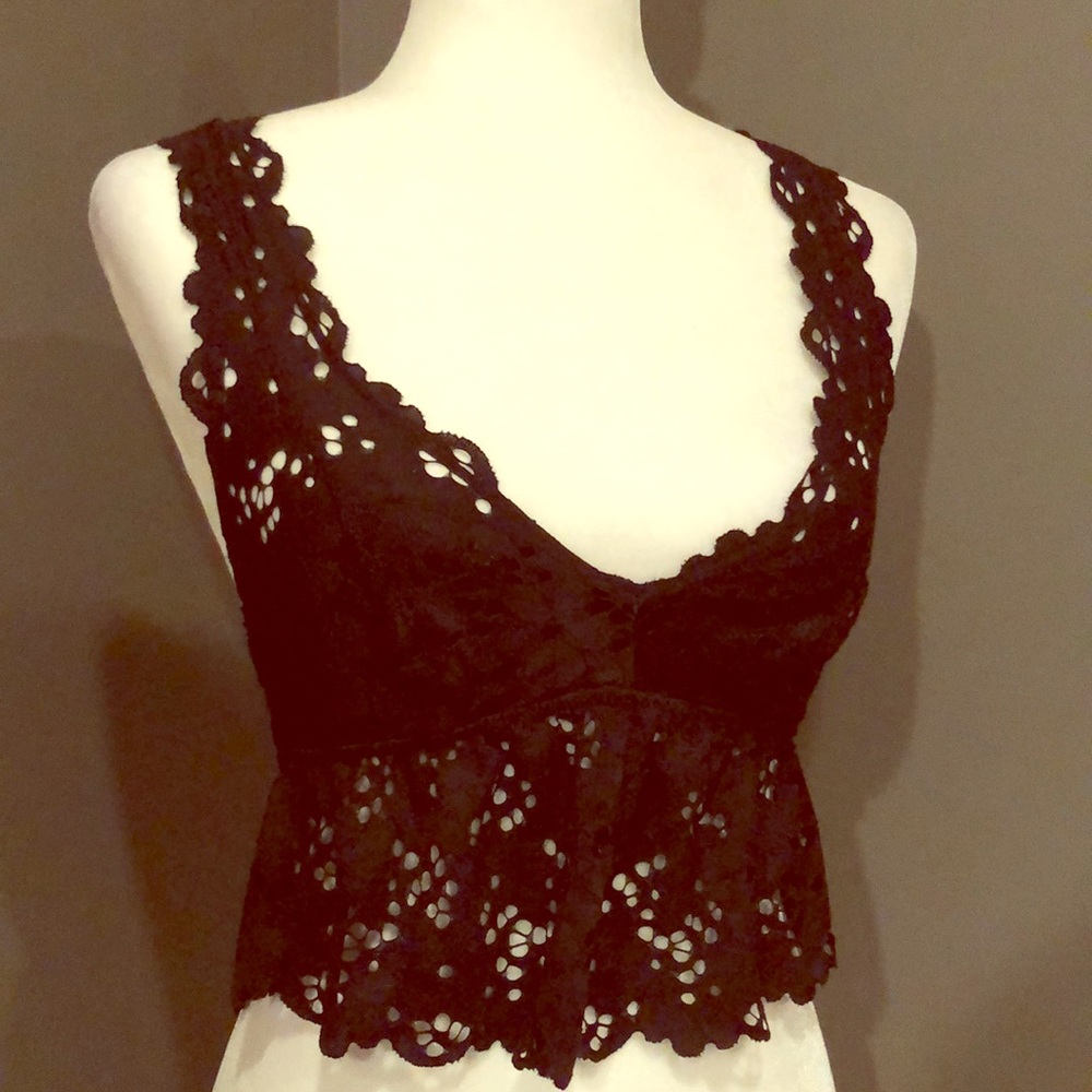 Aerie Eyelet lace crop top